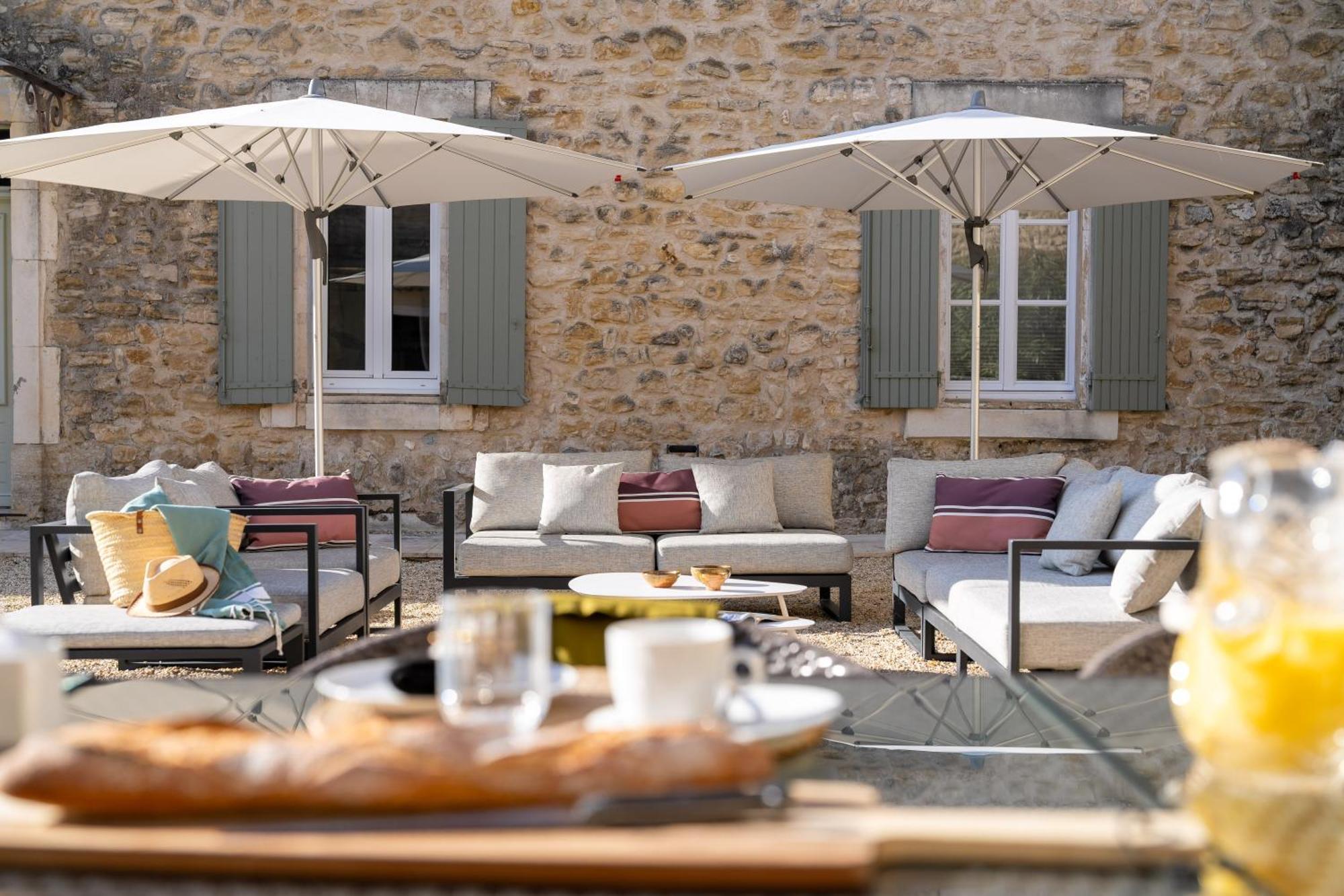 La Cour Des Sens Hotel Lagnes Luaran gambar